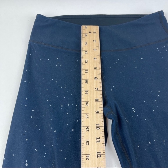 Fabletics Crop Leggings Womens Small Blue Ombre Space Pattern - Picture 6 of 10